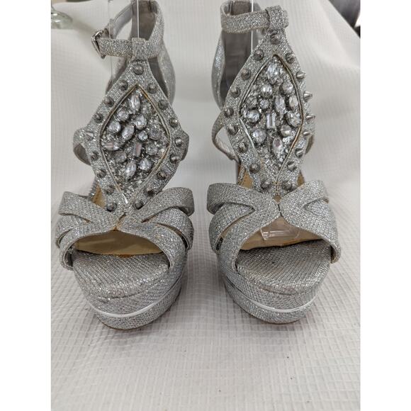 GIANNI BINI! SILVER TEXTURED LAME PLATFORM STILETTO SANDALS, HEELS! SZ 8M - Picture 3 of 7